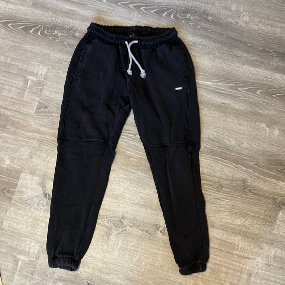 Men’s YoungLA black sweatpants joggers